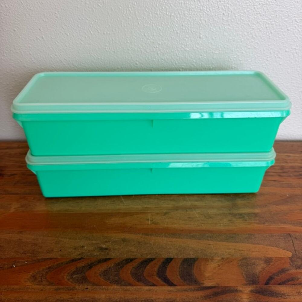 2 Tupperware Jadeite Green Celery & Vegetable Keepers Model #892
